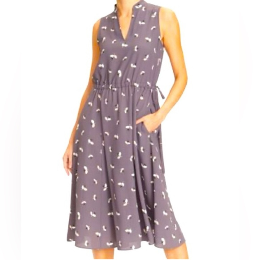 Anne Klein’s Pretty Gray Print Dress